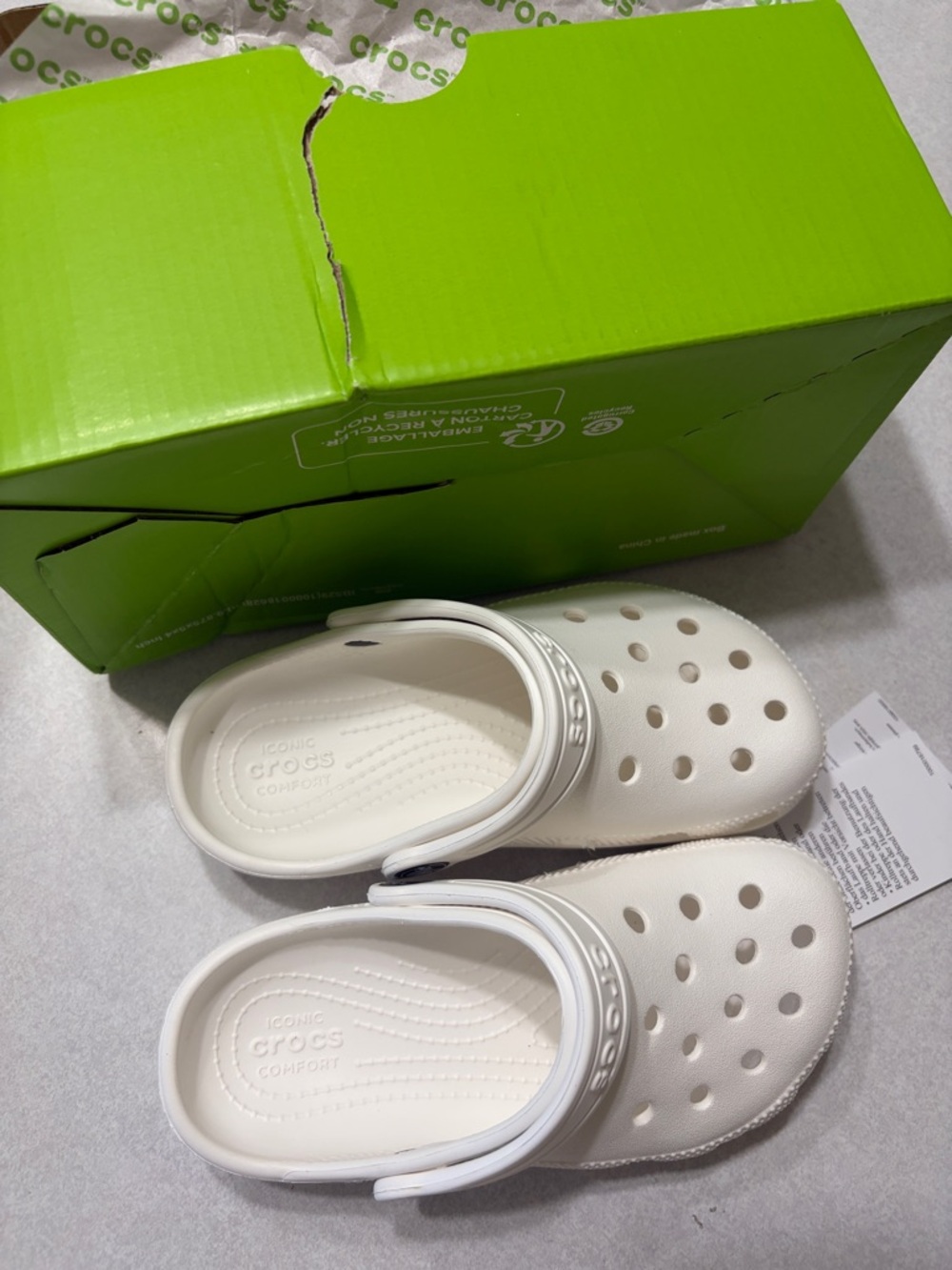 CROCS Kids Classic Clog - White - Picture 5 of 5